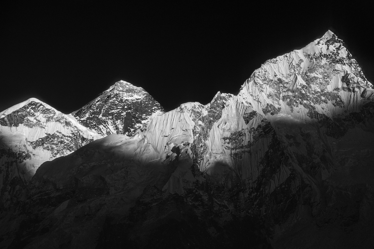 ...erst zum Sonnenuntergang sieht man den Unterschied. Solo Khumbu, Nepal