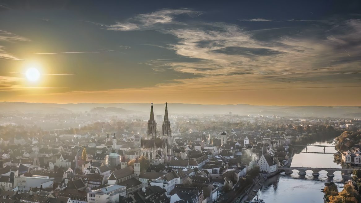Kirchen und Klöster